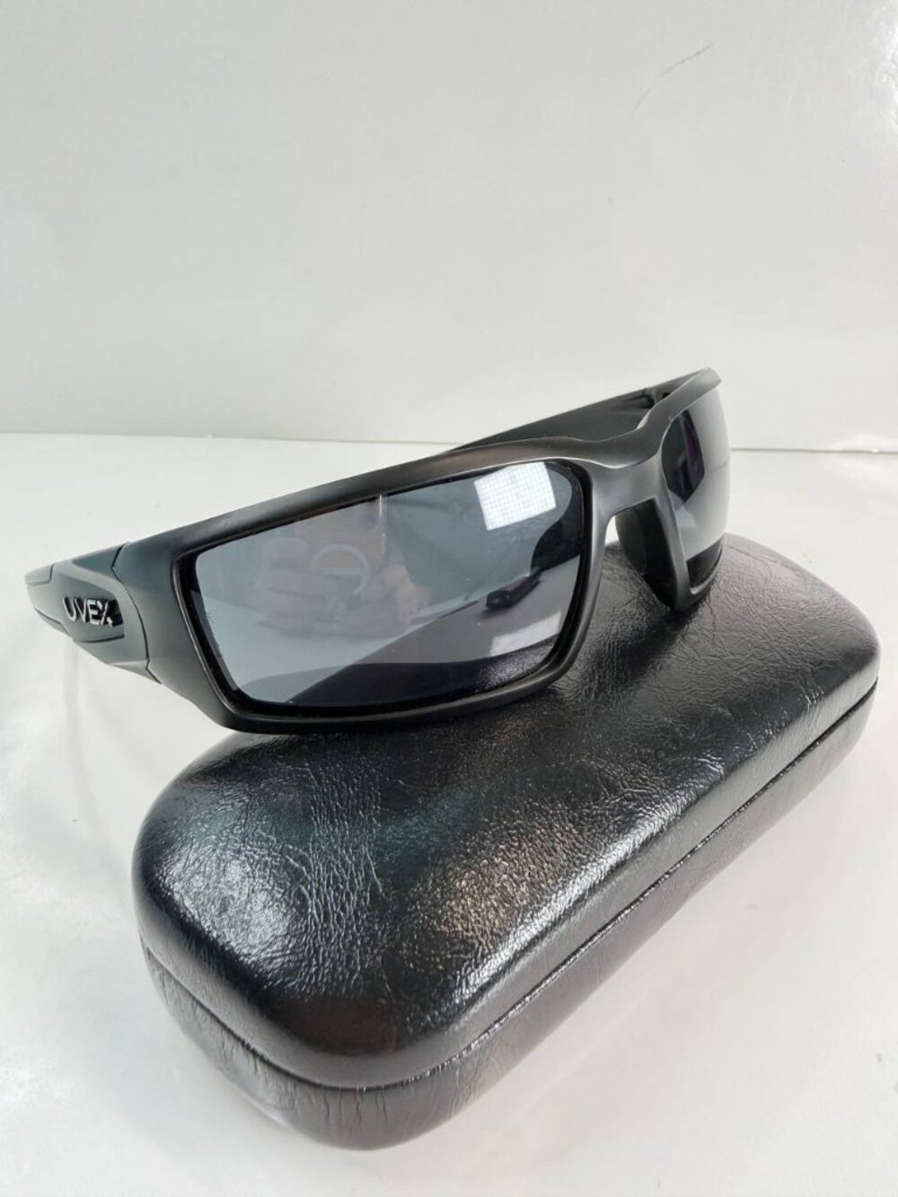 UVEX Hypershock Sunglasses – Sport Performance Frame – With Hard Case